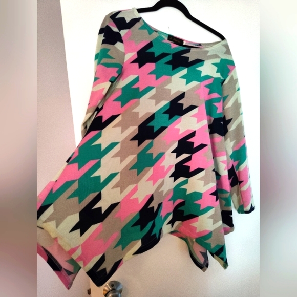 SOLD-Vintage 90s Flared Sweater - Sz M - Picture 2 of 7